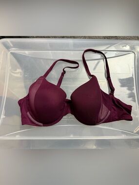 Victoria's Secret - lightly lined perfect coverage underwire Bra